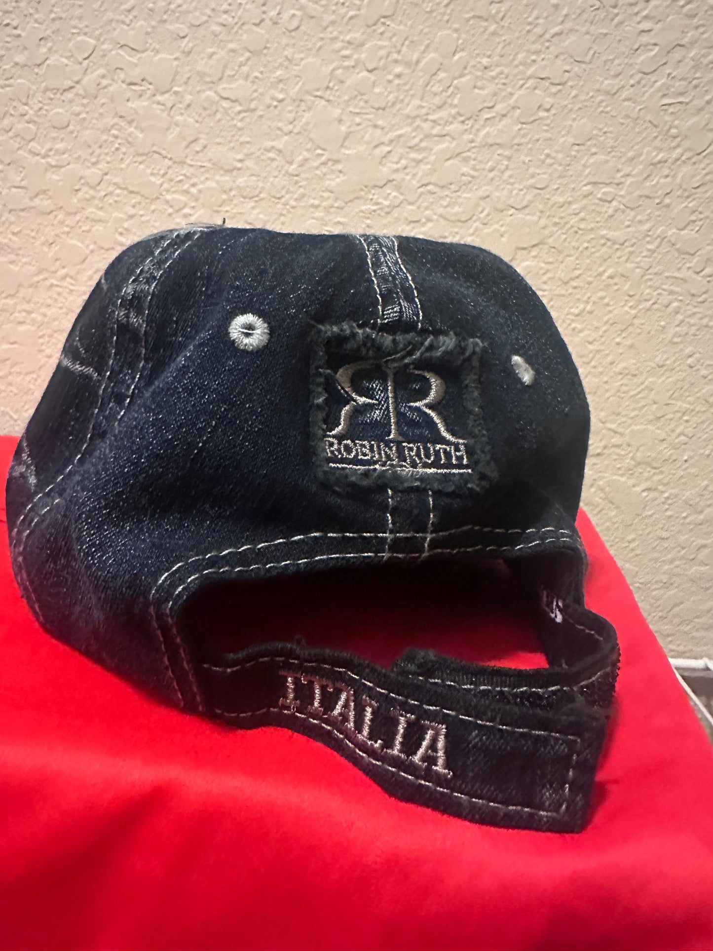 Italia velcroback hat