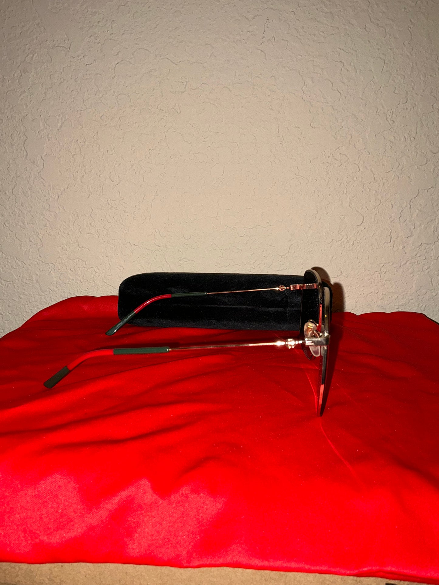 Two pair Gucci Sunglasses Bundle