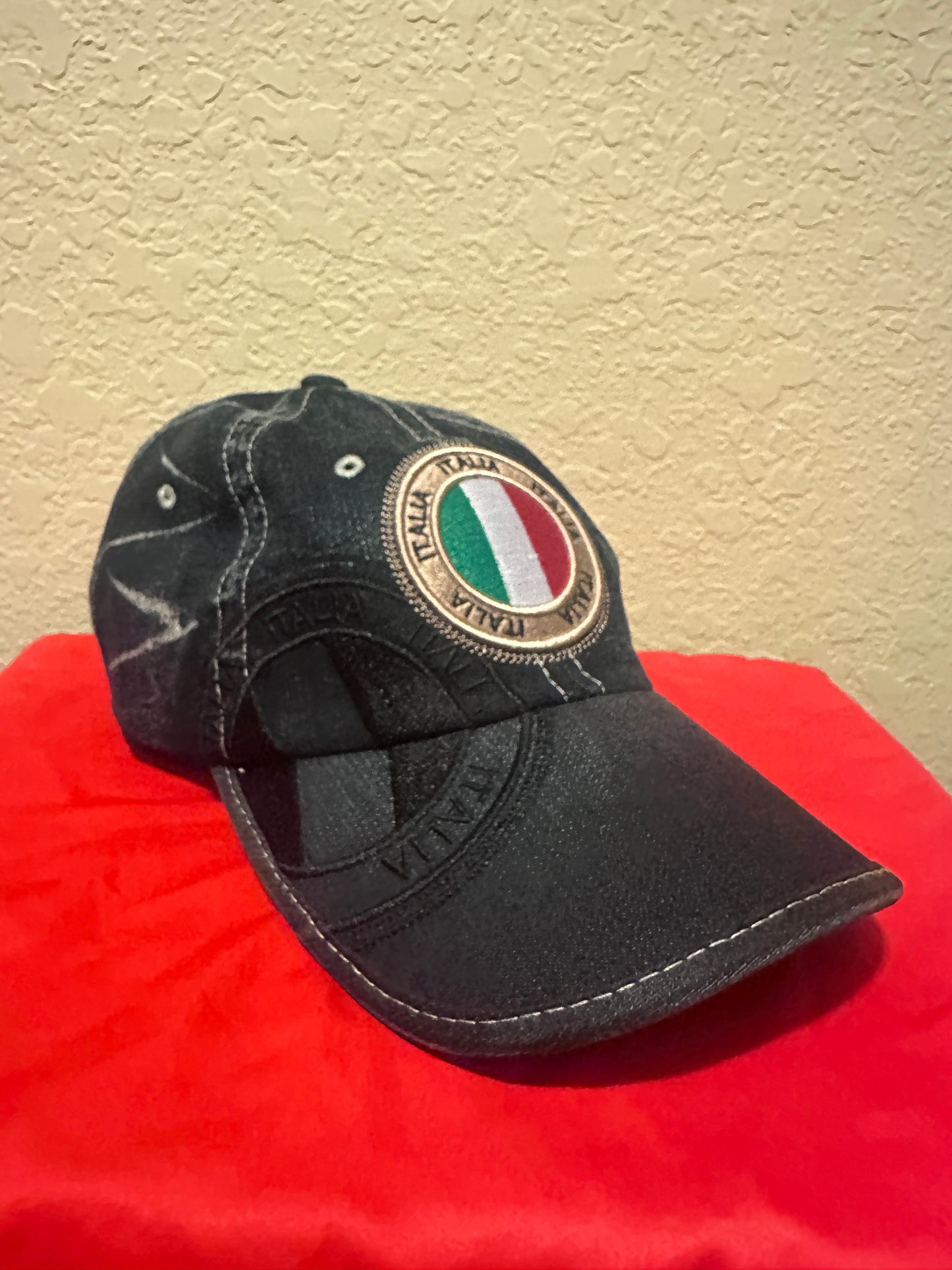 Italia velcroback hat